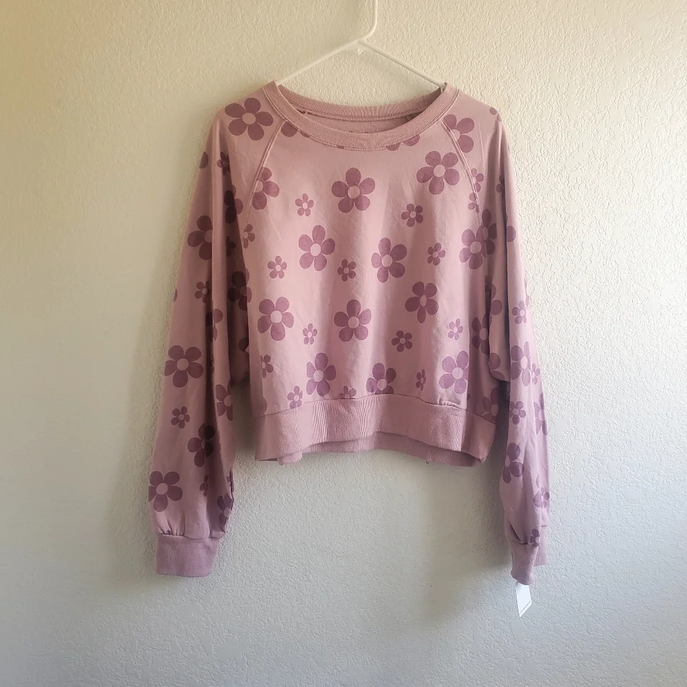 Rebellious One Sweatshirt Crew Neck Floral Purple Size XL NWT Preppy  FLAW
